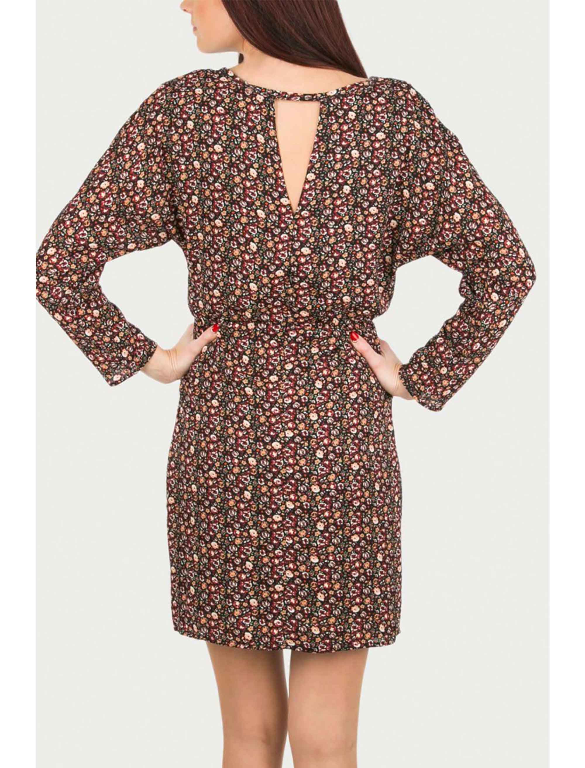 پیراهن زنانه