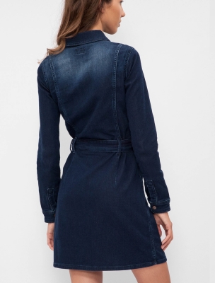 پیراهن زنانه