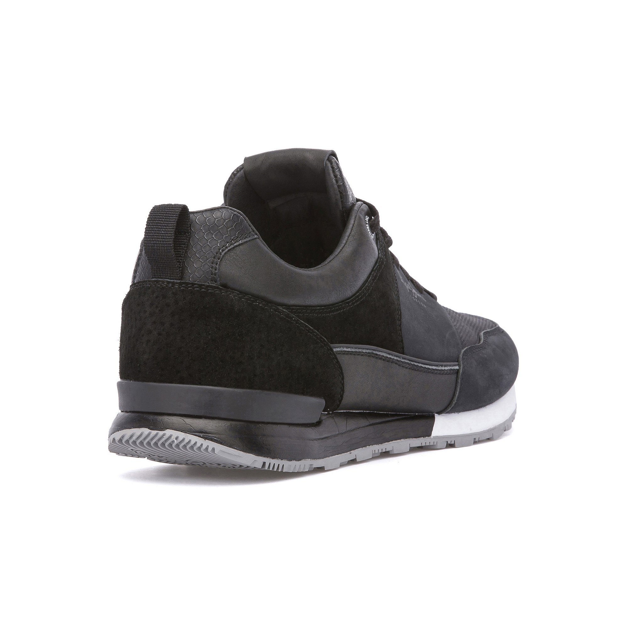 کفش اسنیکر مردانه