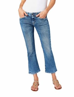 شلوار جین زنانه