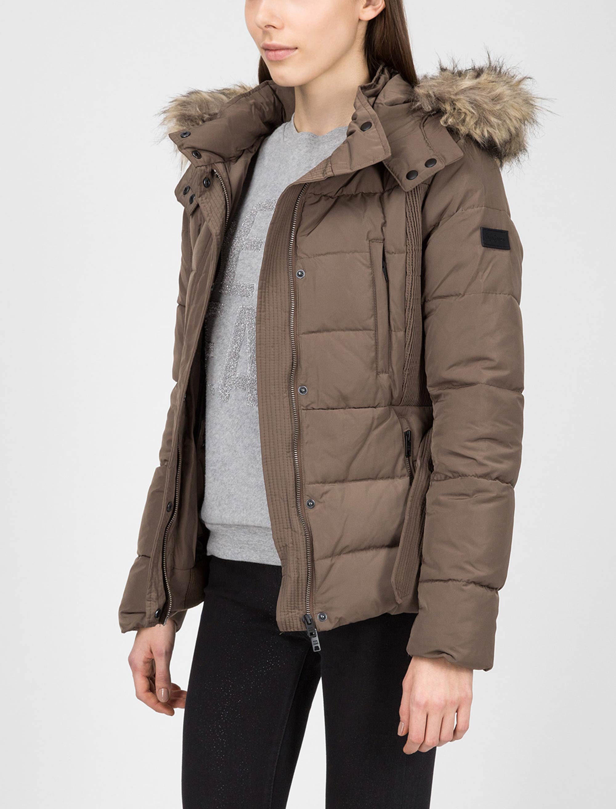 کاپشن زنانه