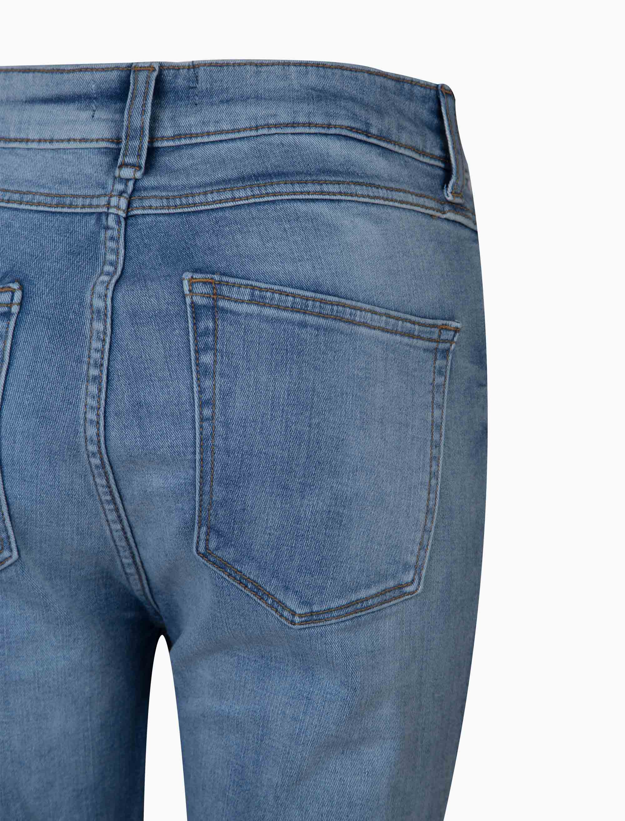 شلوار جین زنانه