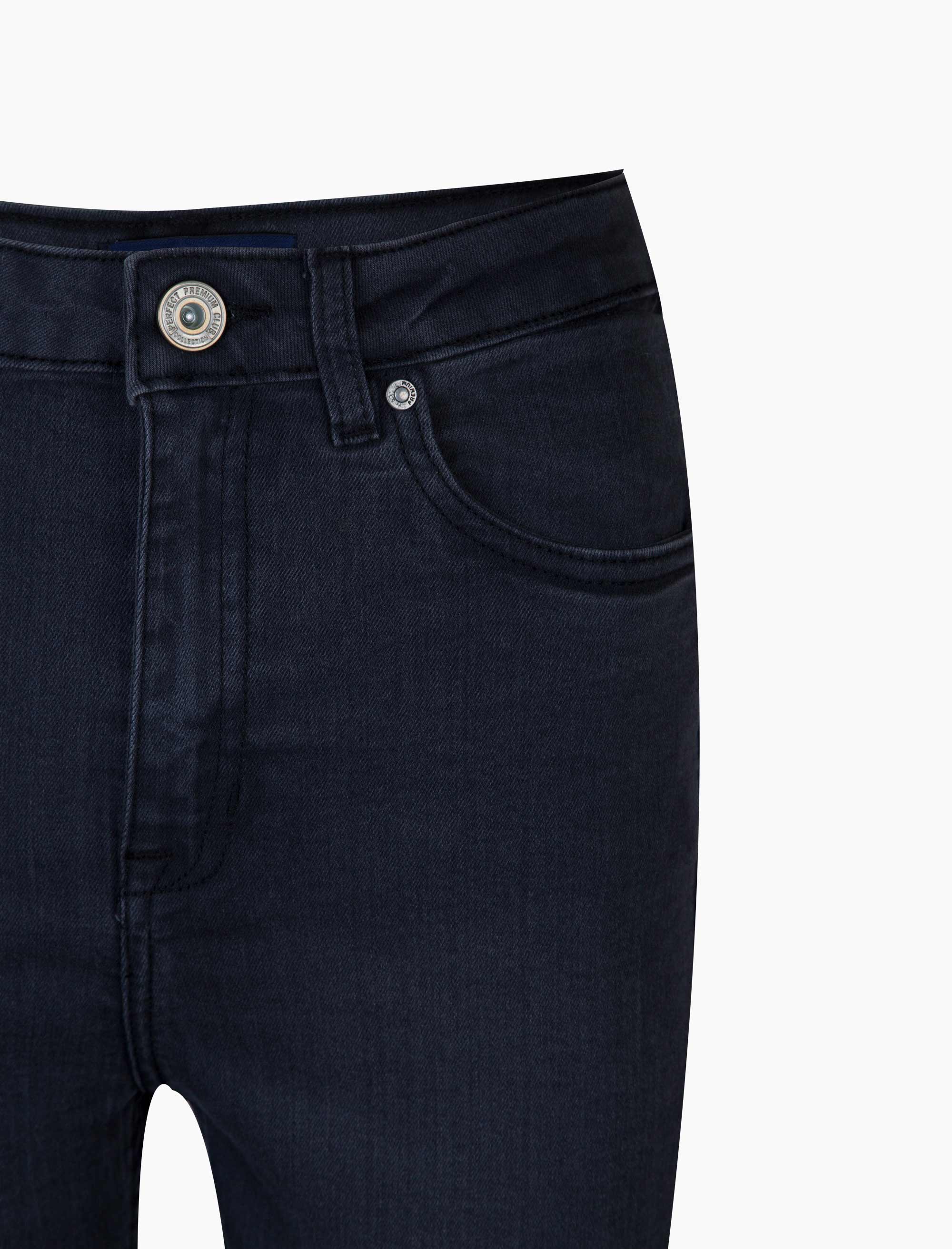 شلوار جین زنانه