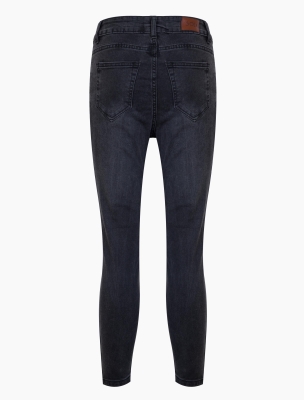 شلوار جین زنانه