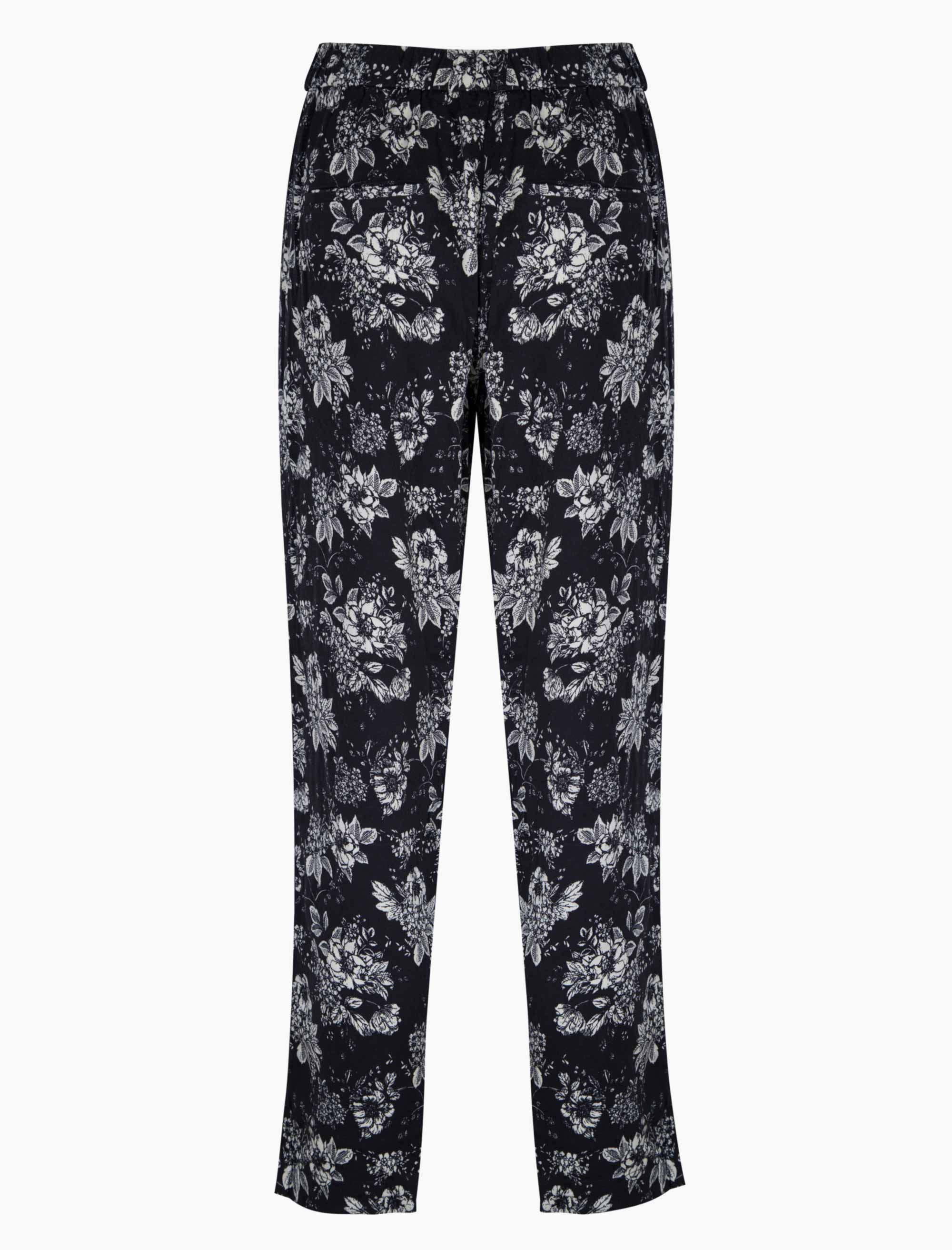 شلوار زنانه