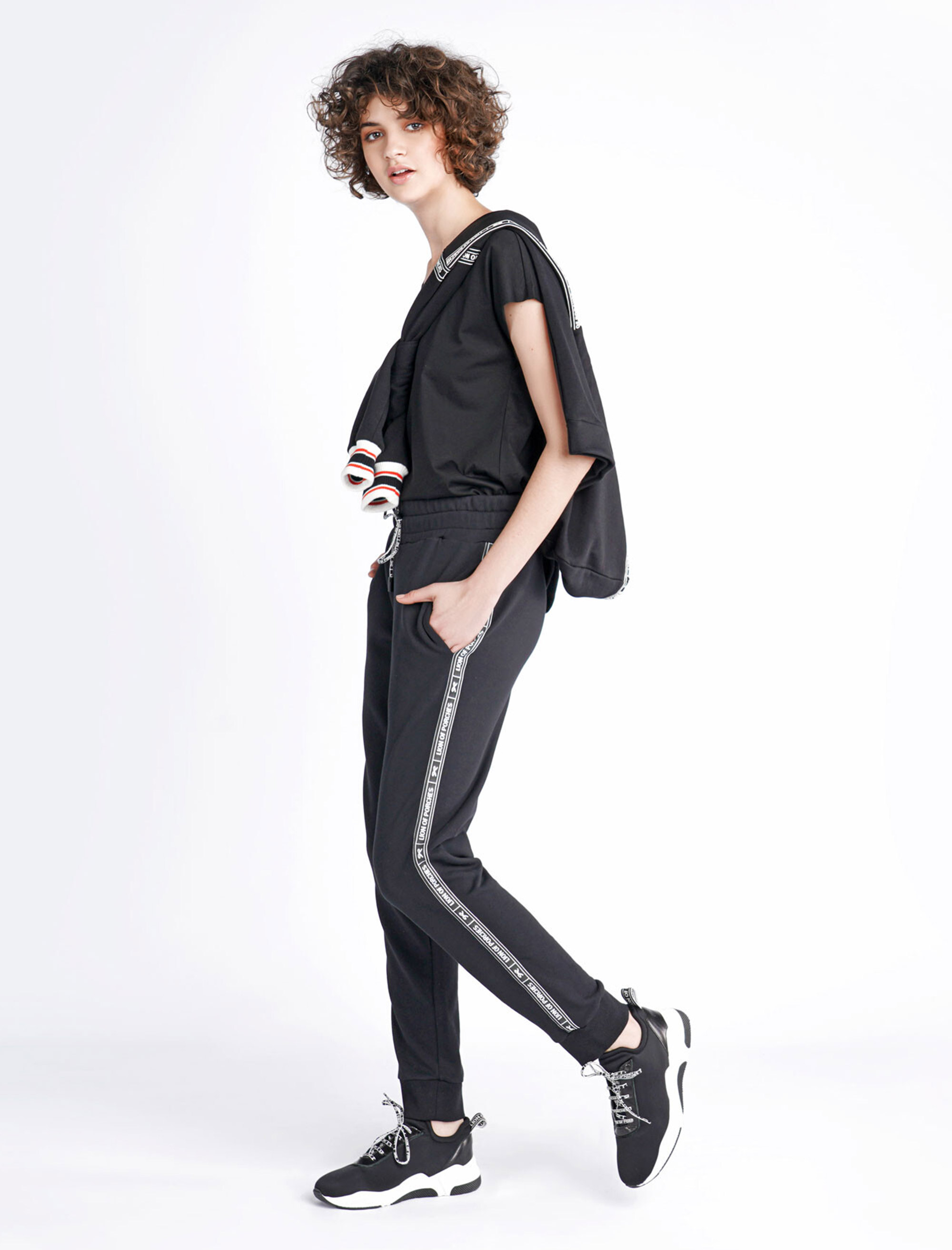 کفش اسنیکر زنانه