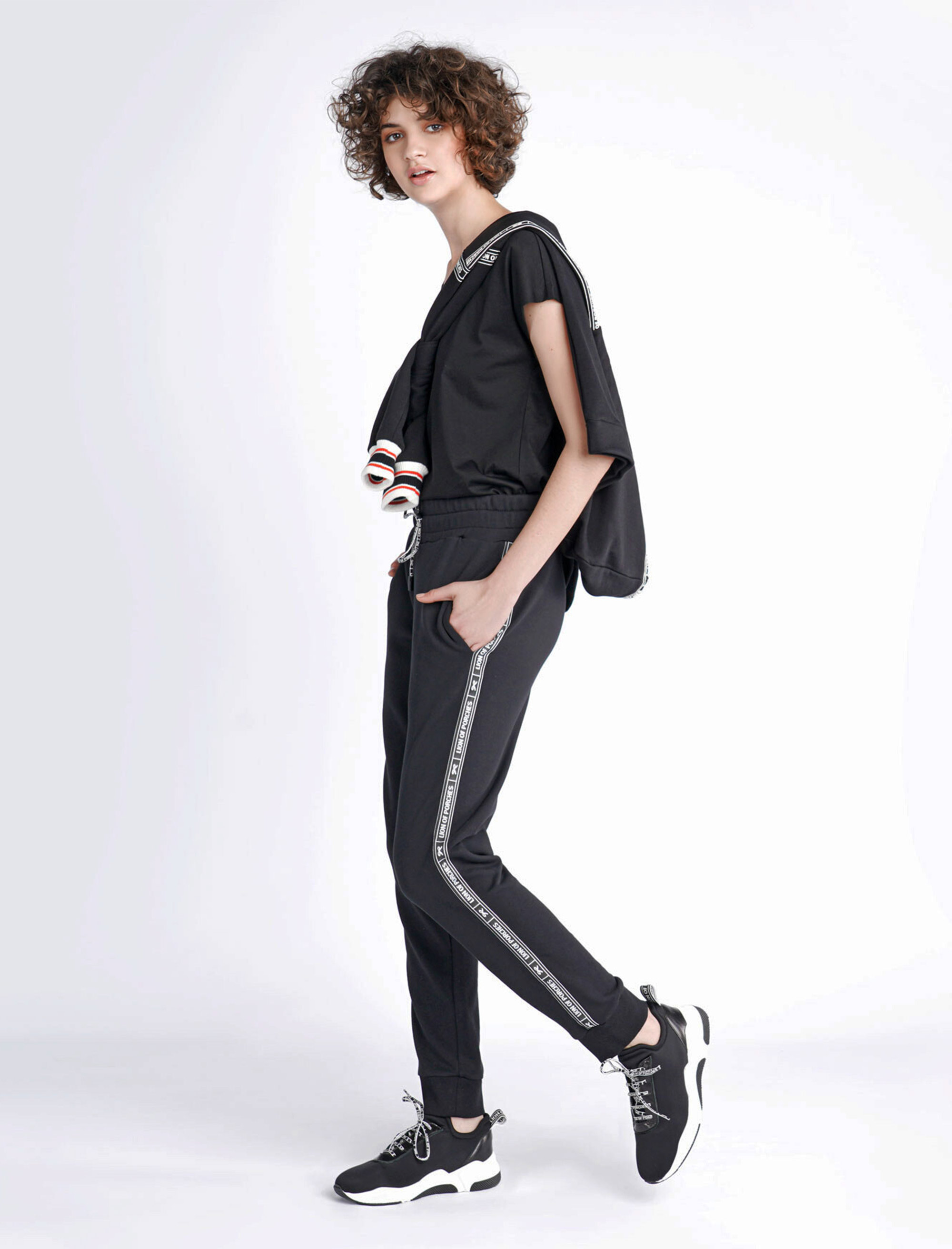 شلوار زنانه