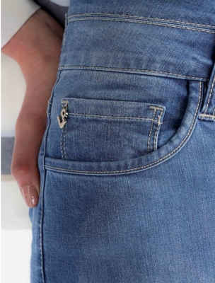 شلوار زنانه