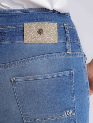 شلوار زنانه