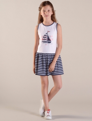 پیراهن دخترانه