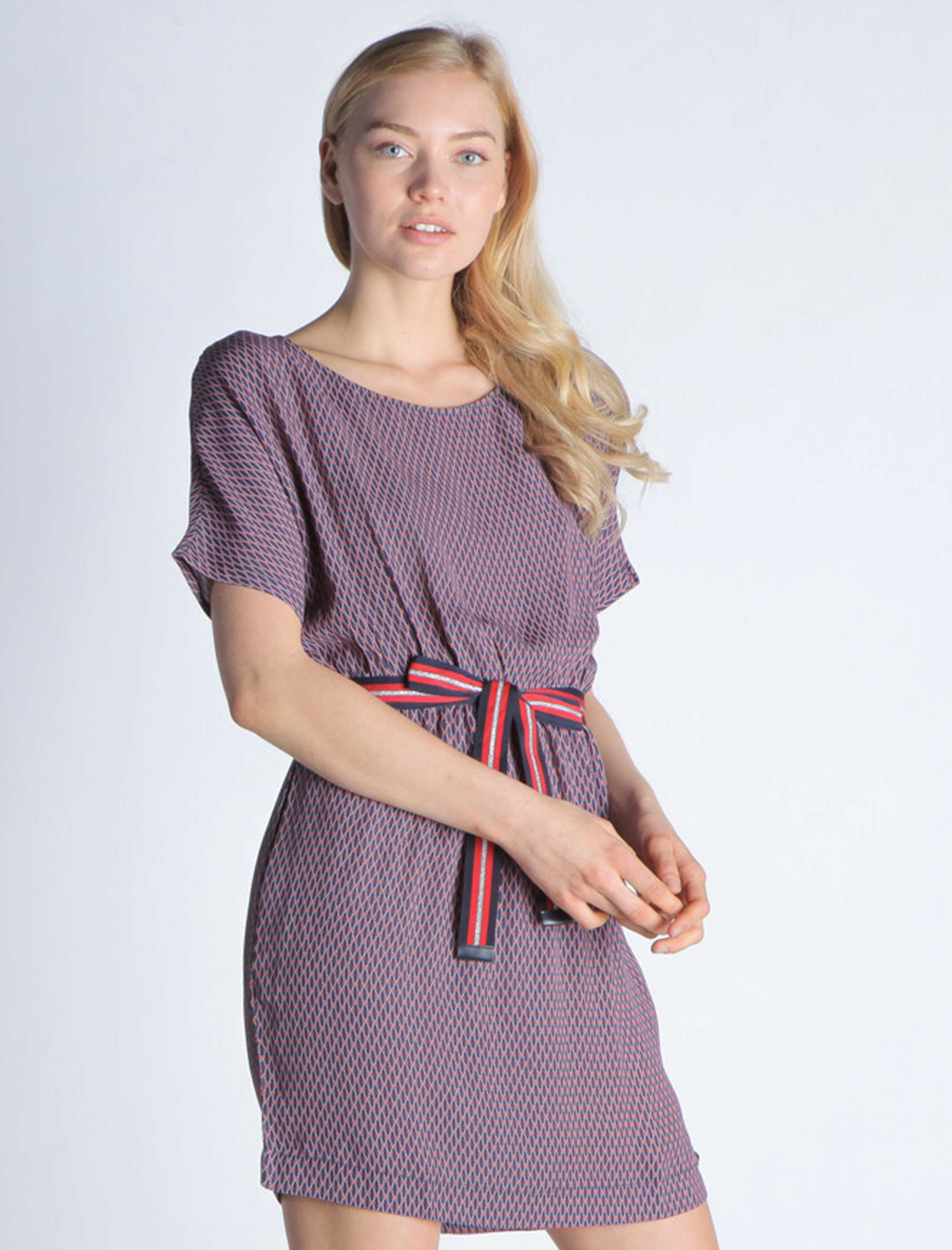 پیراهن زنانه