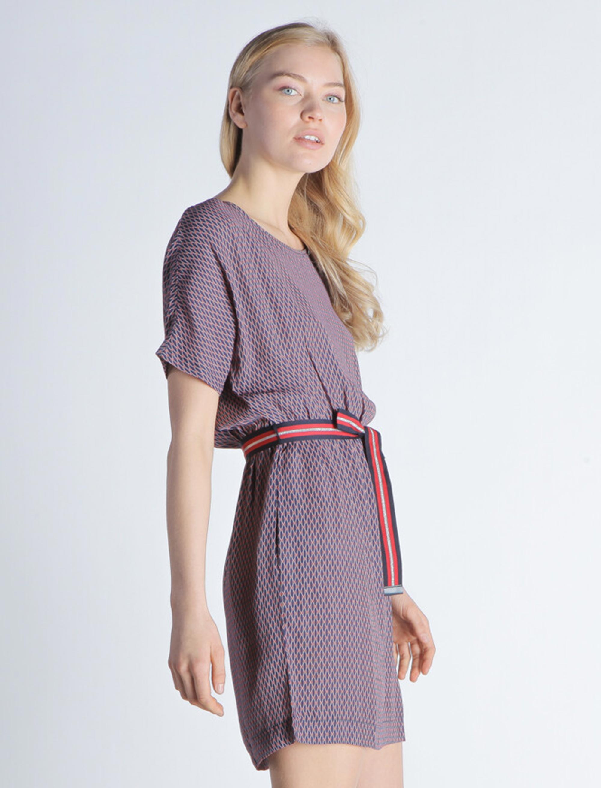 پیراهن زنانه