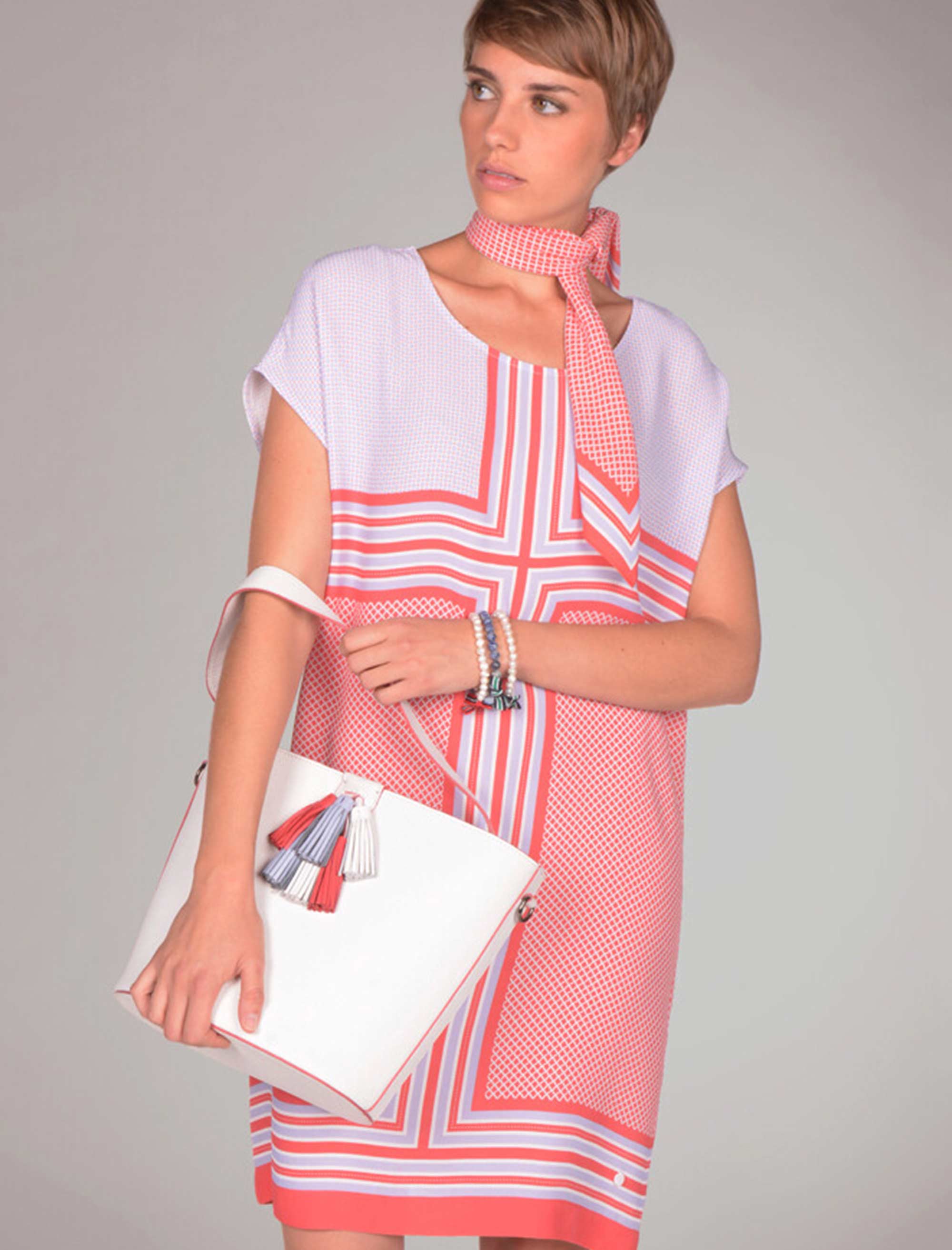 پیراهن زنانه