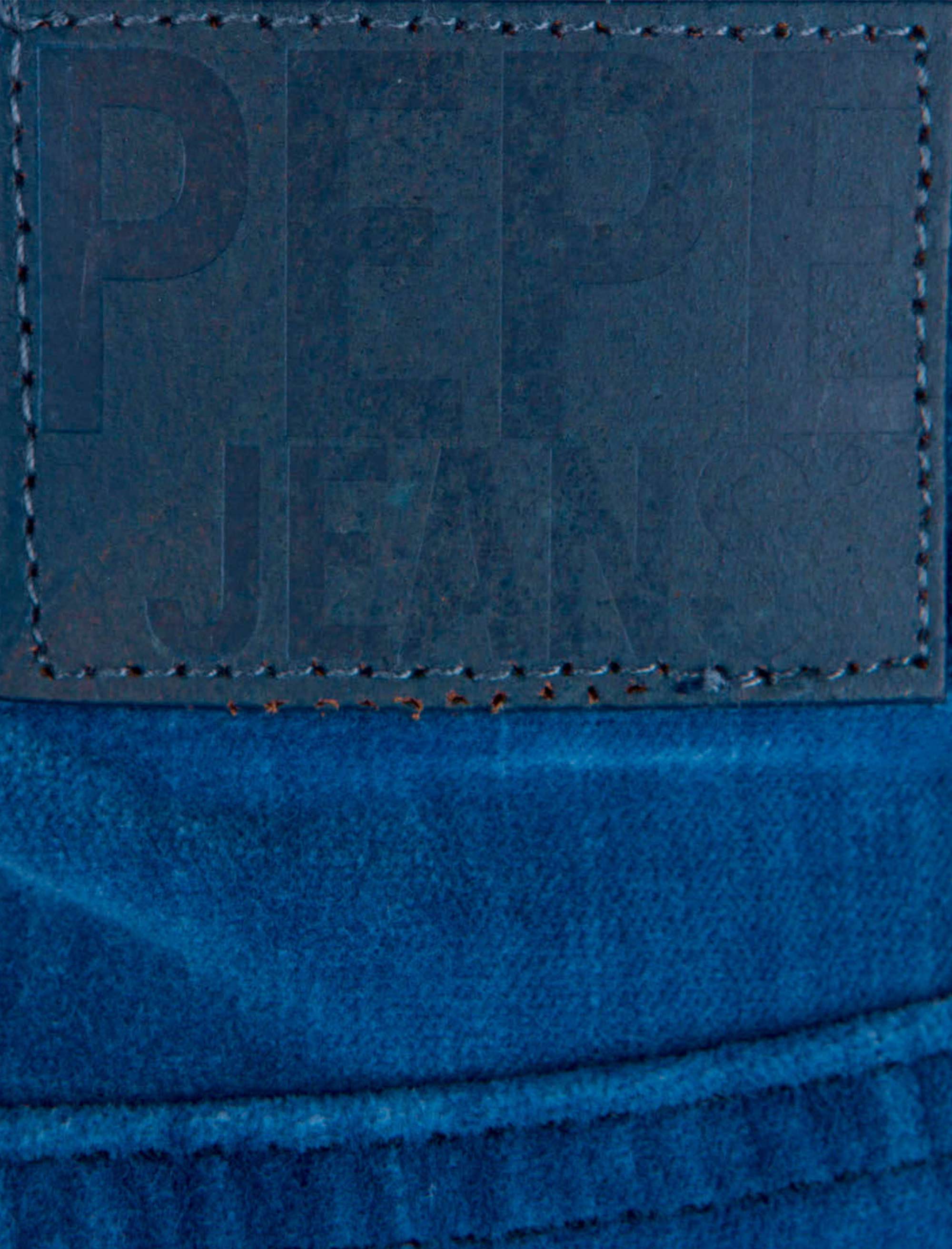 شلوار جین زنانه