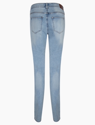 شلوار جین زنانه