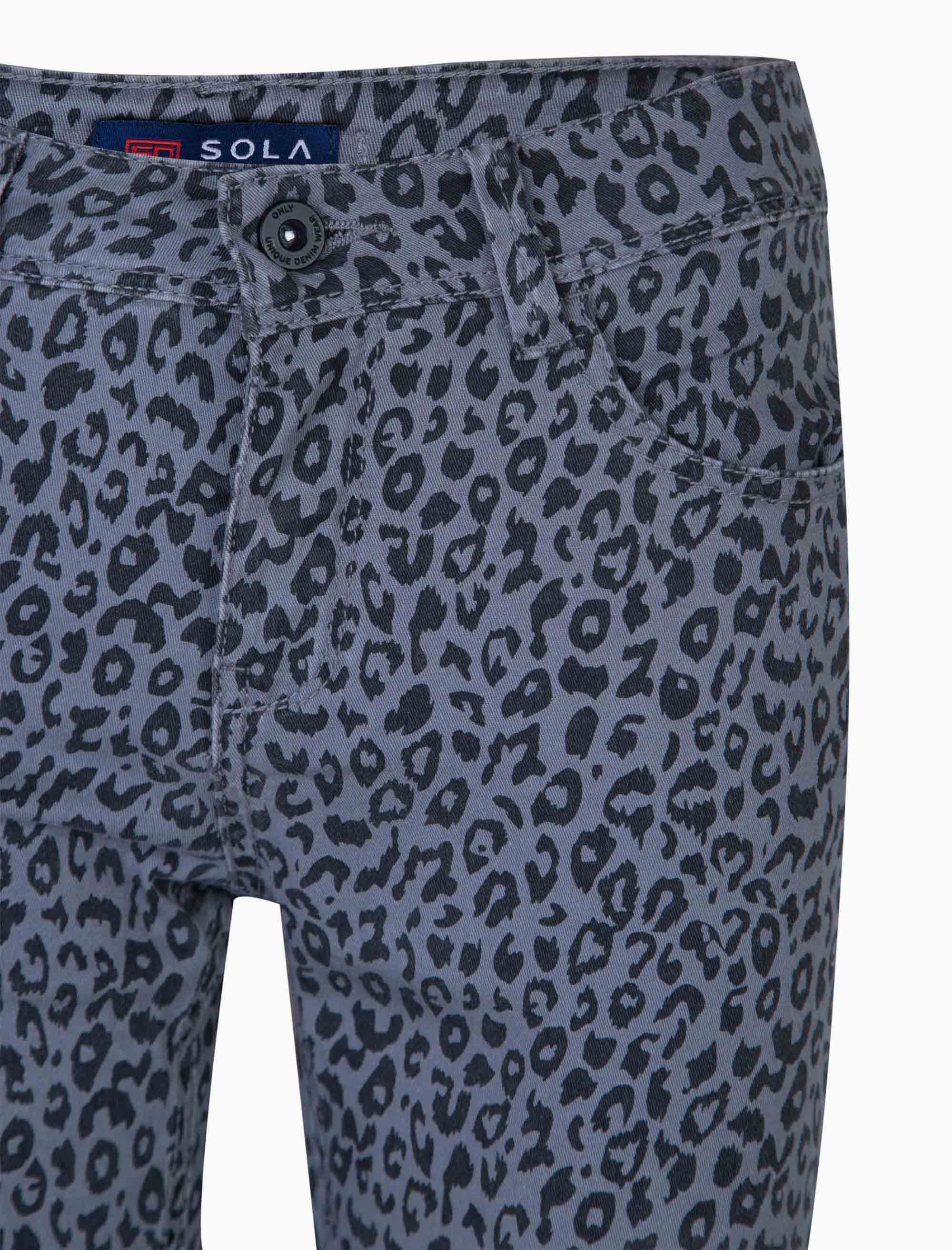 شلوار زنانه