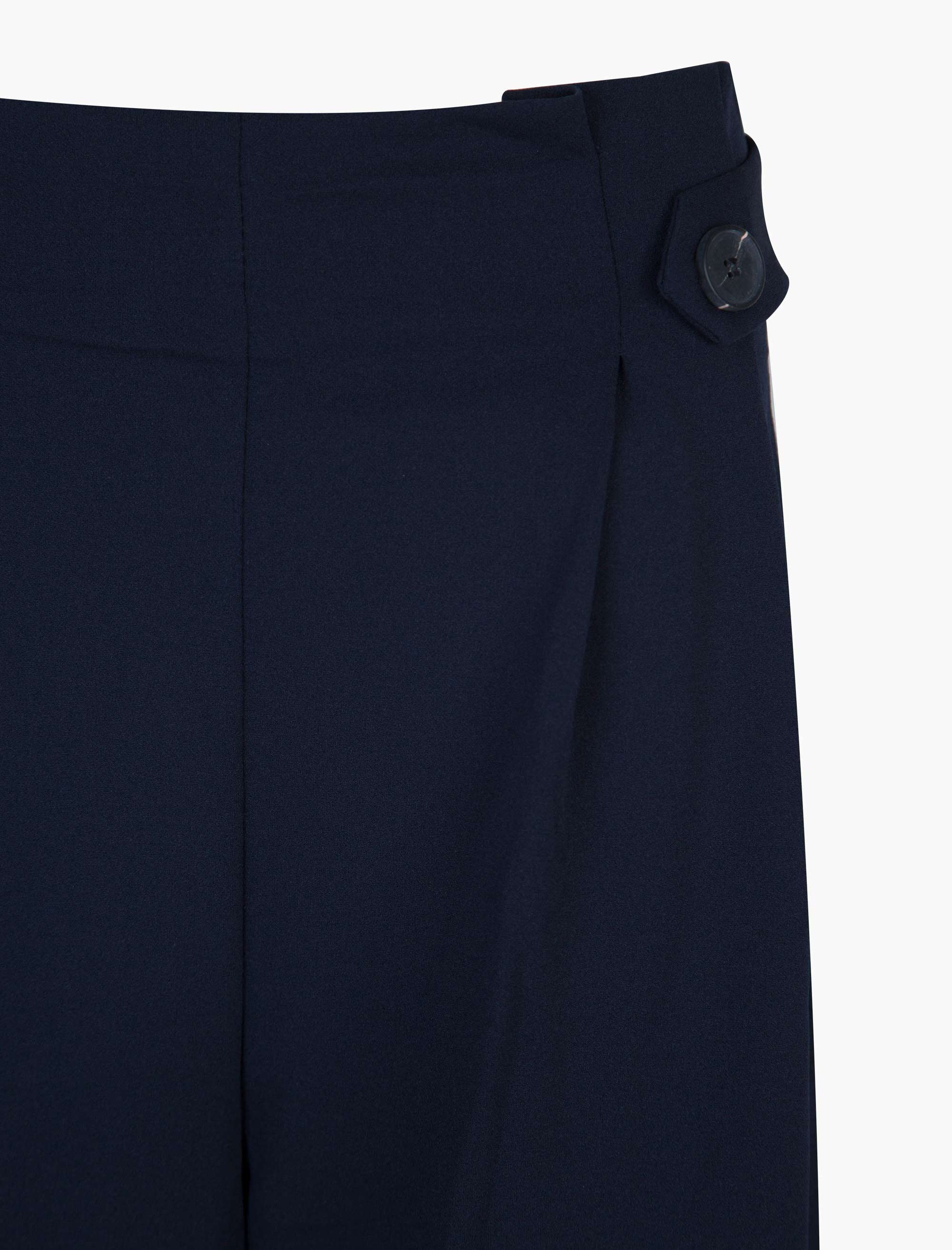 شلوار زنانه