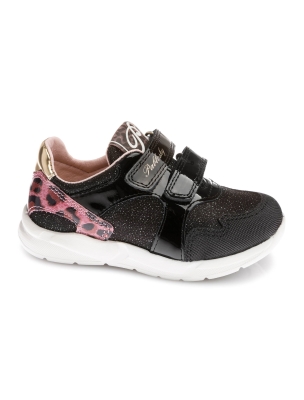 کفش ورزشی دخترانه