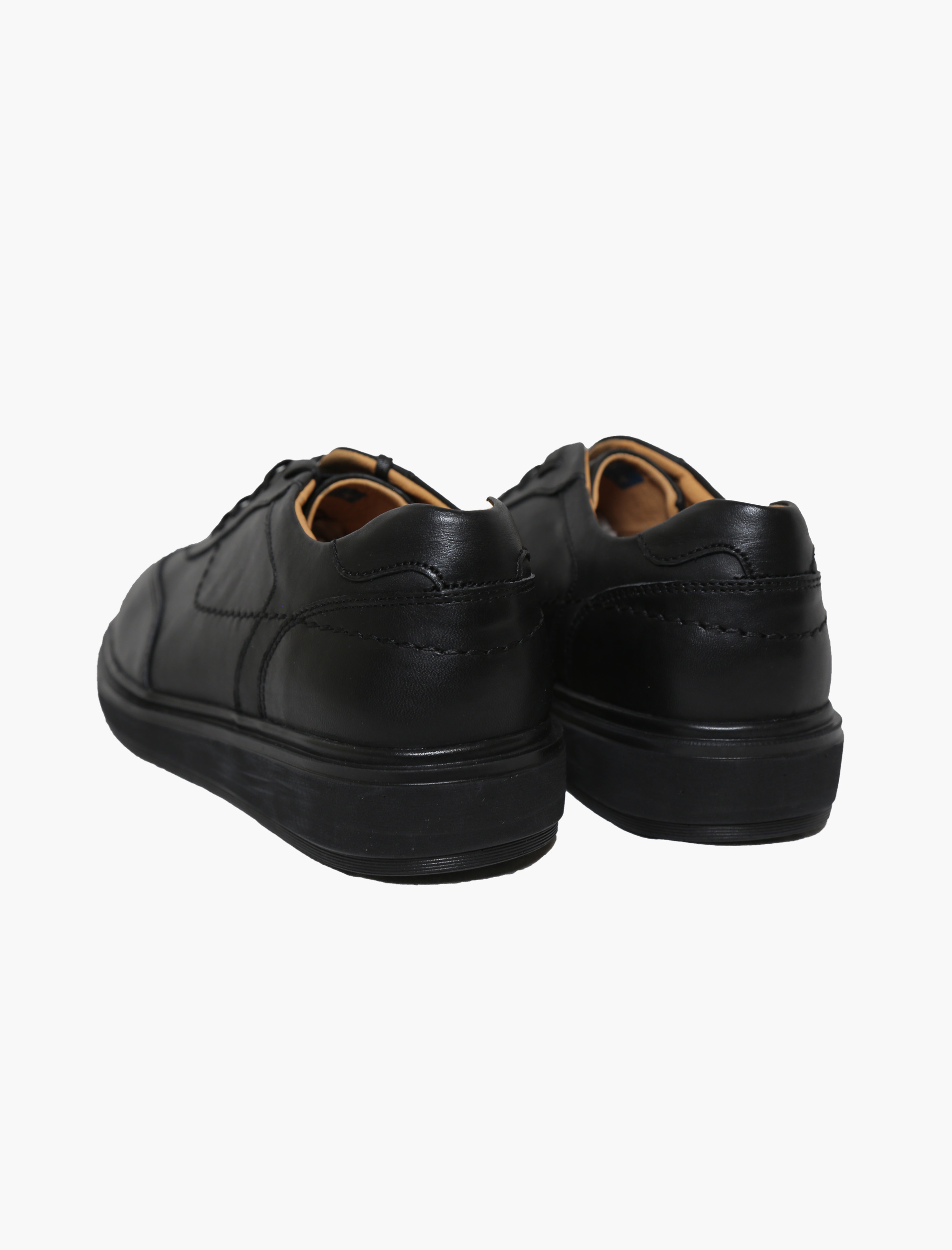 کفش روزمره مردانه