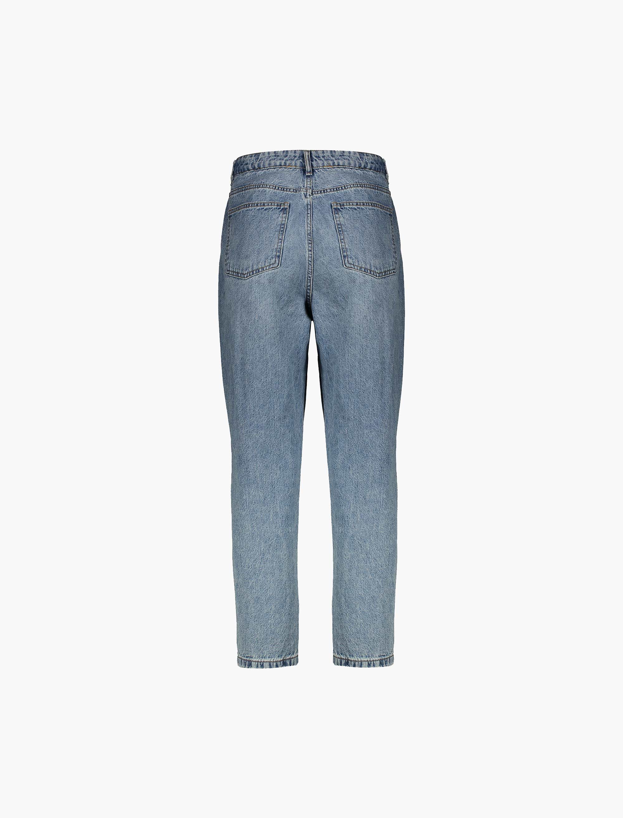 شلوار جین زنانه