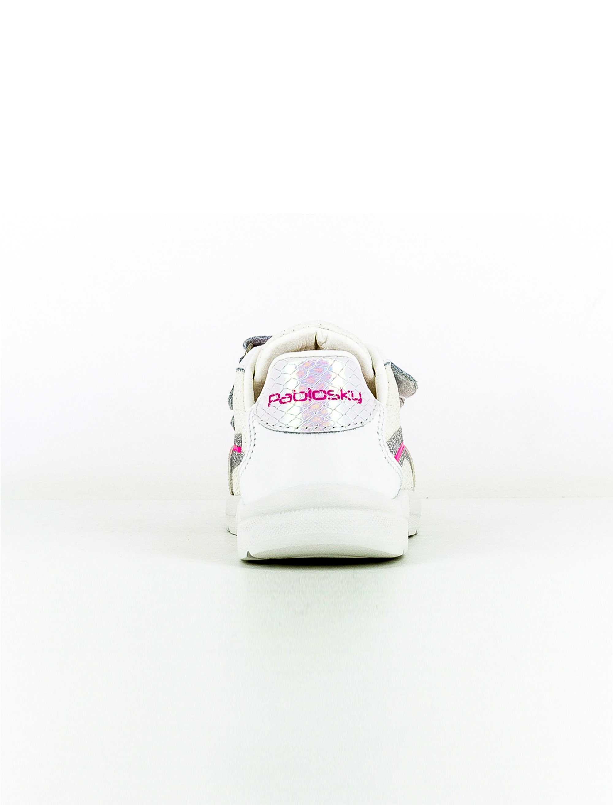 کفش ورزشی دخترانه