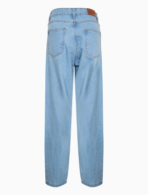 شلوار جین زنانه