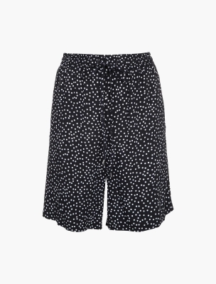 شلوارک زنانه