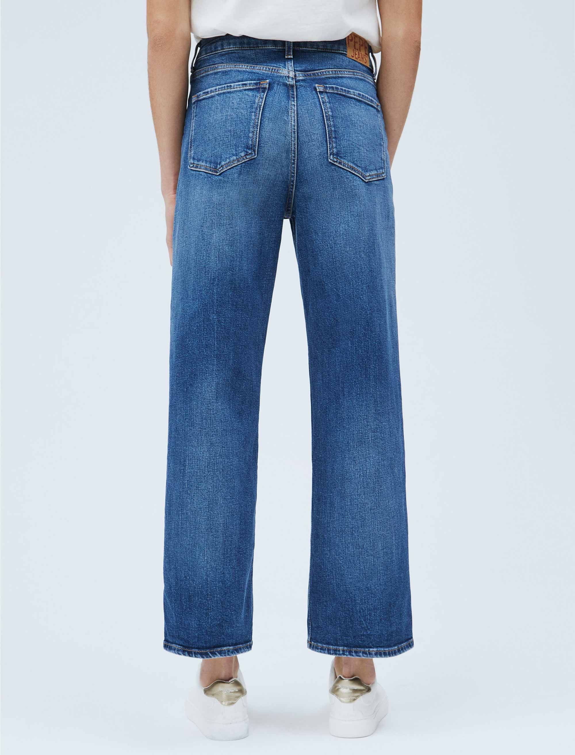 شلوار جین زنانه