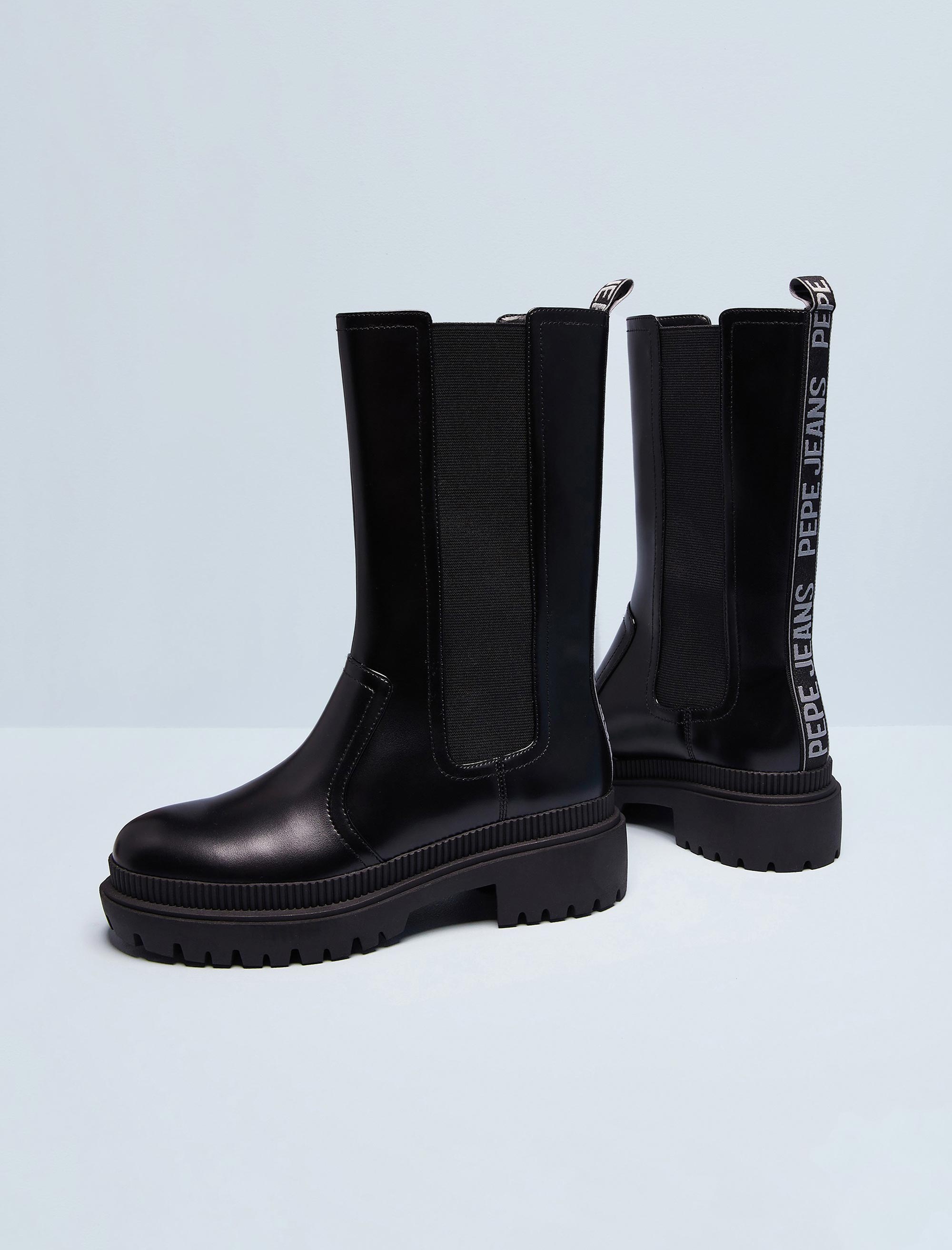 نیم بوت زنانه