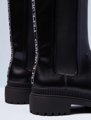 نیم بوت زنانه