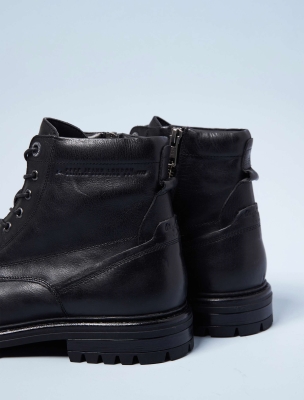 نیم بوت مردانه