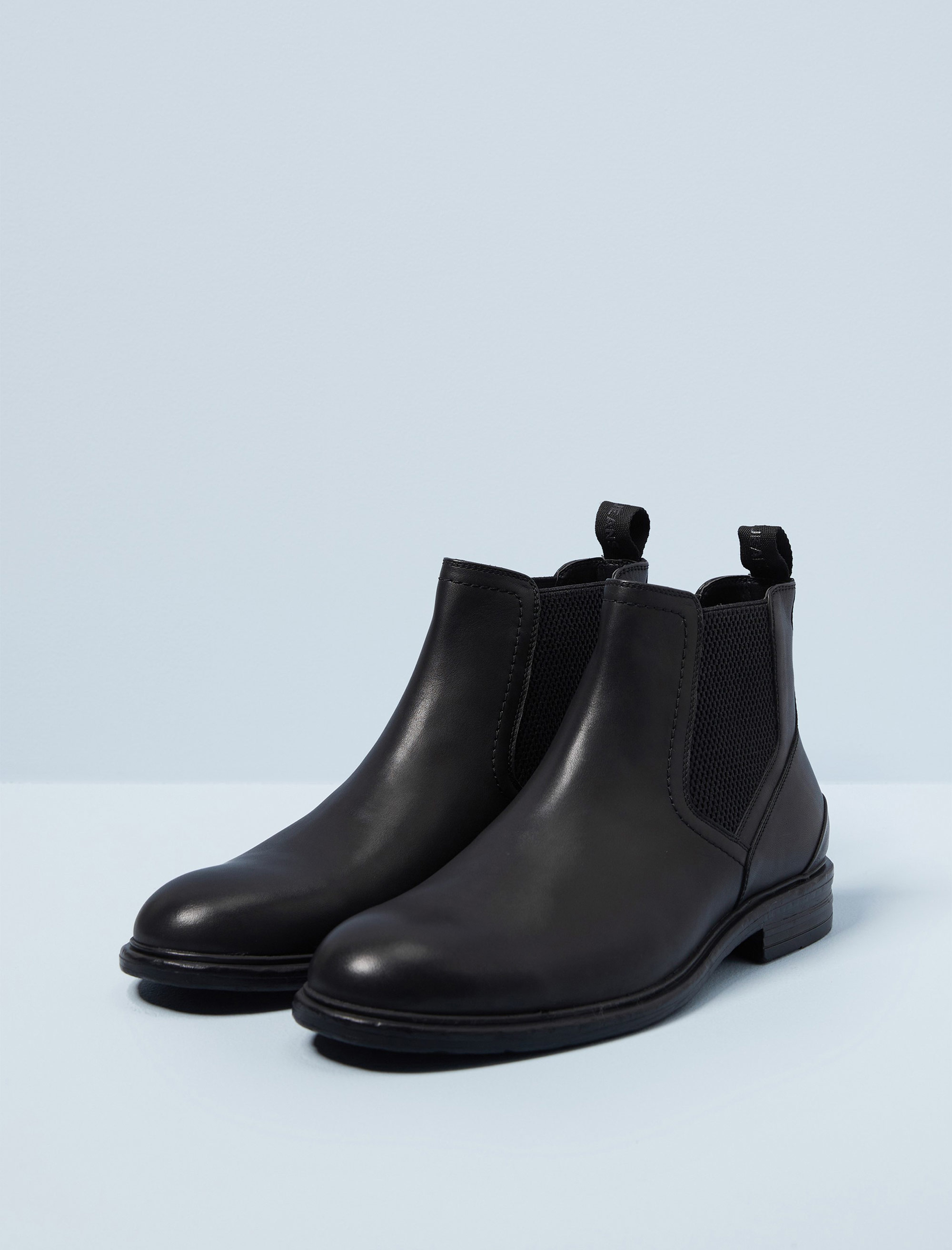 نیم بوت مردانه