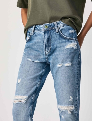 شلوار جین زنانه