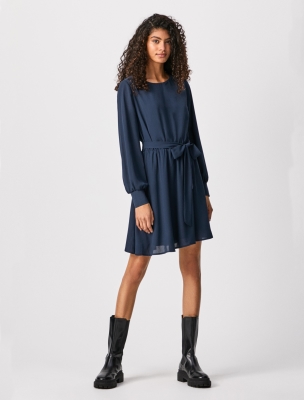 پیراهن زنانه