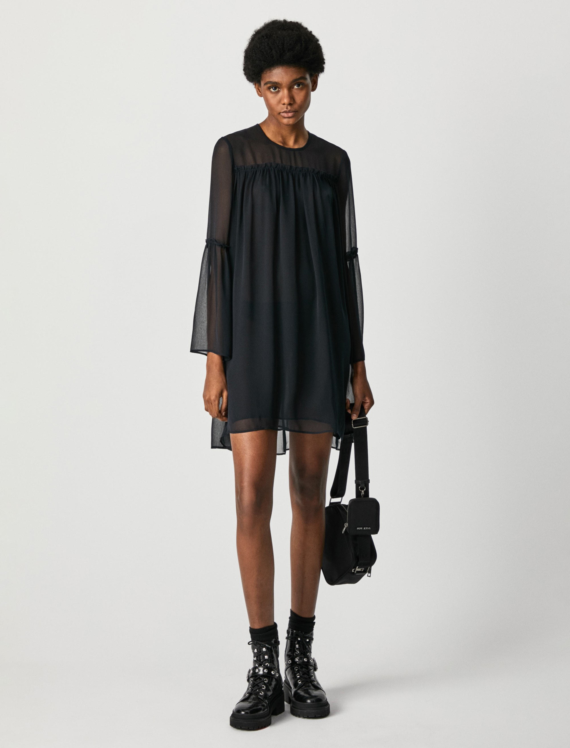 پیراهن زنانه