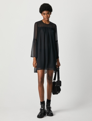 پیراهن زنانه