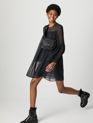 پیراهن زنانه