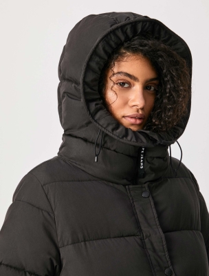 کاپشن زنانه