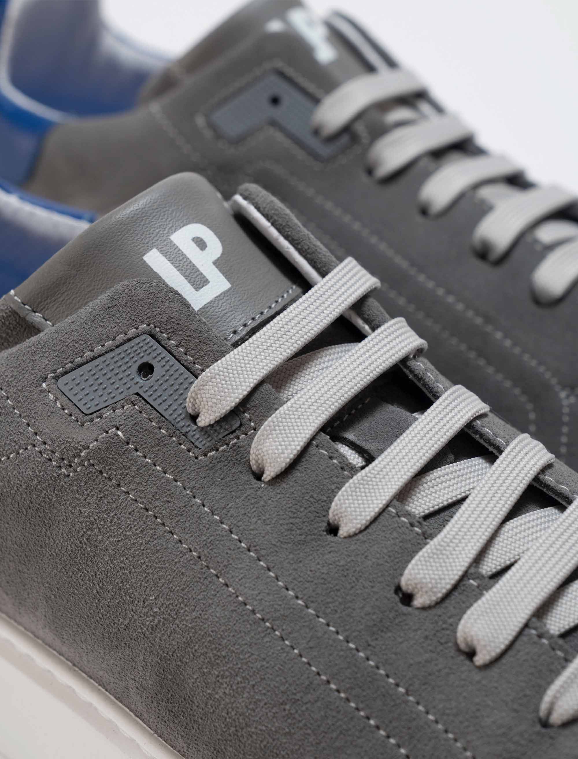 کفش اسنیکر مردانه