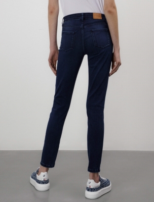 شلوار جین زنانه