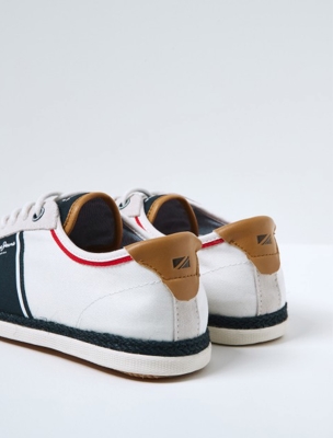 کفش روزمره مردانه