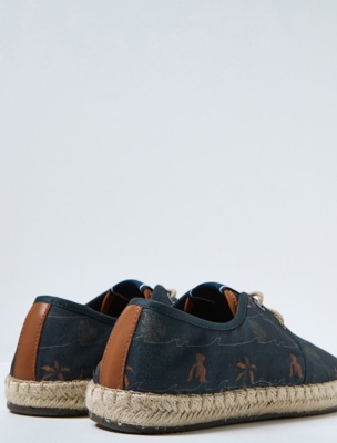 کفش روزمره مردانه