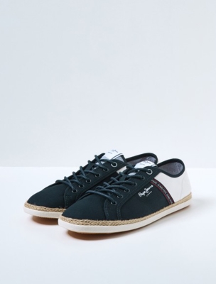 کفش روزمره مردانه