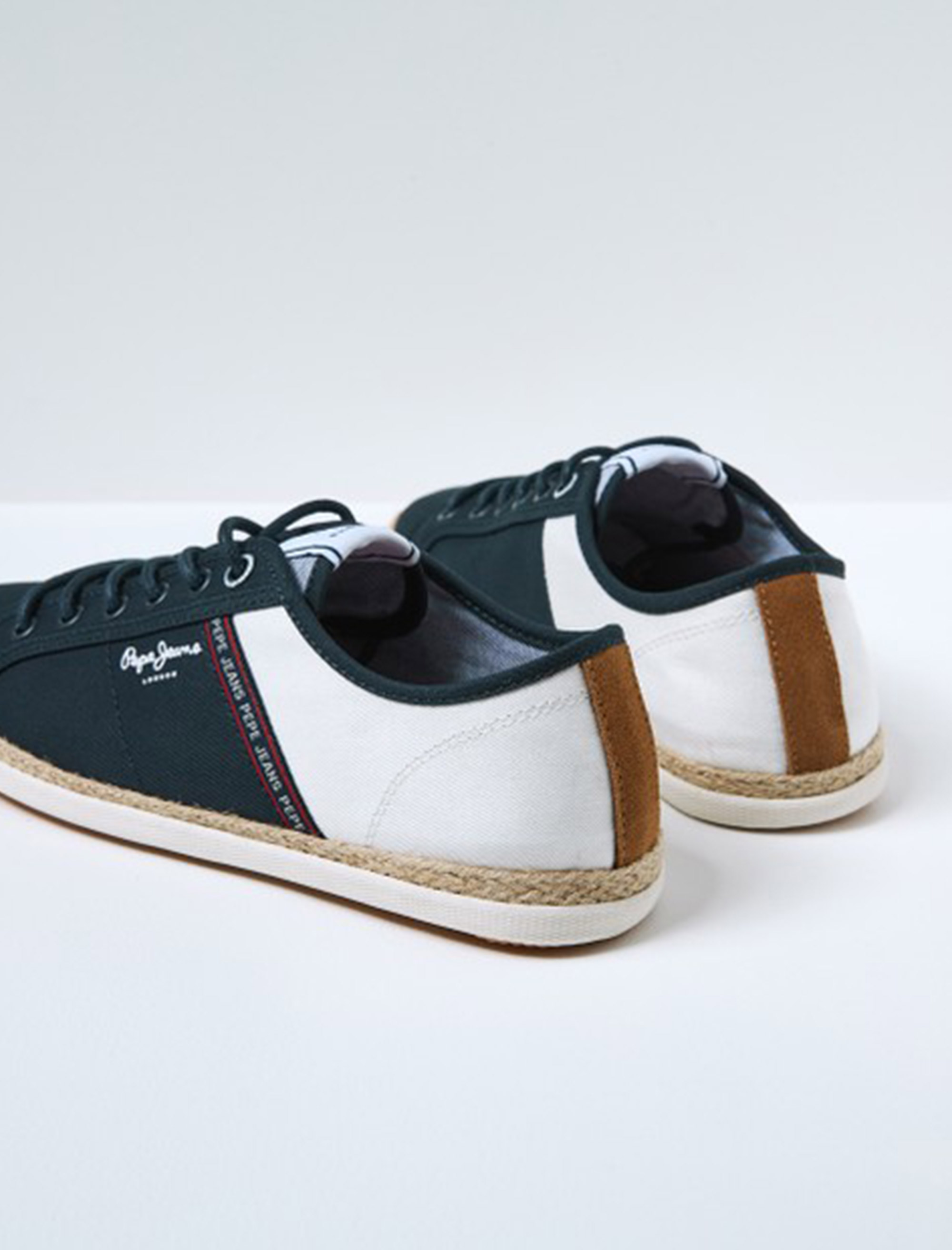 کفش روزمره مردانه