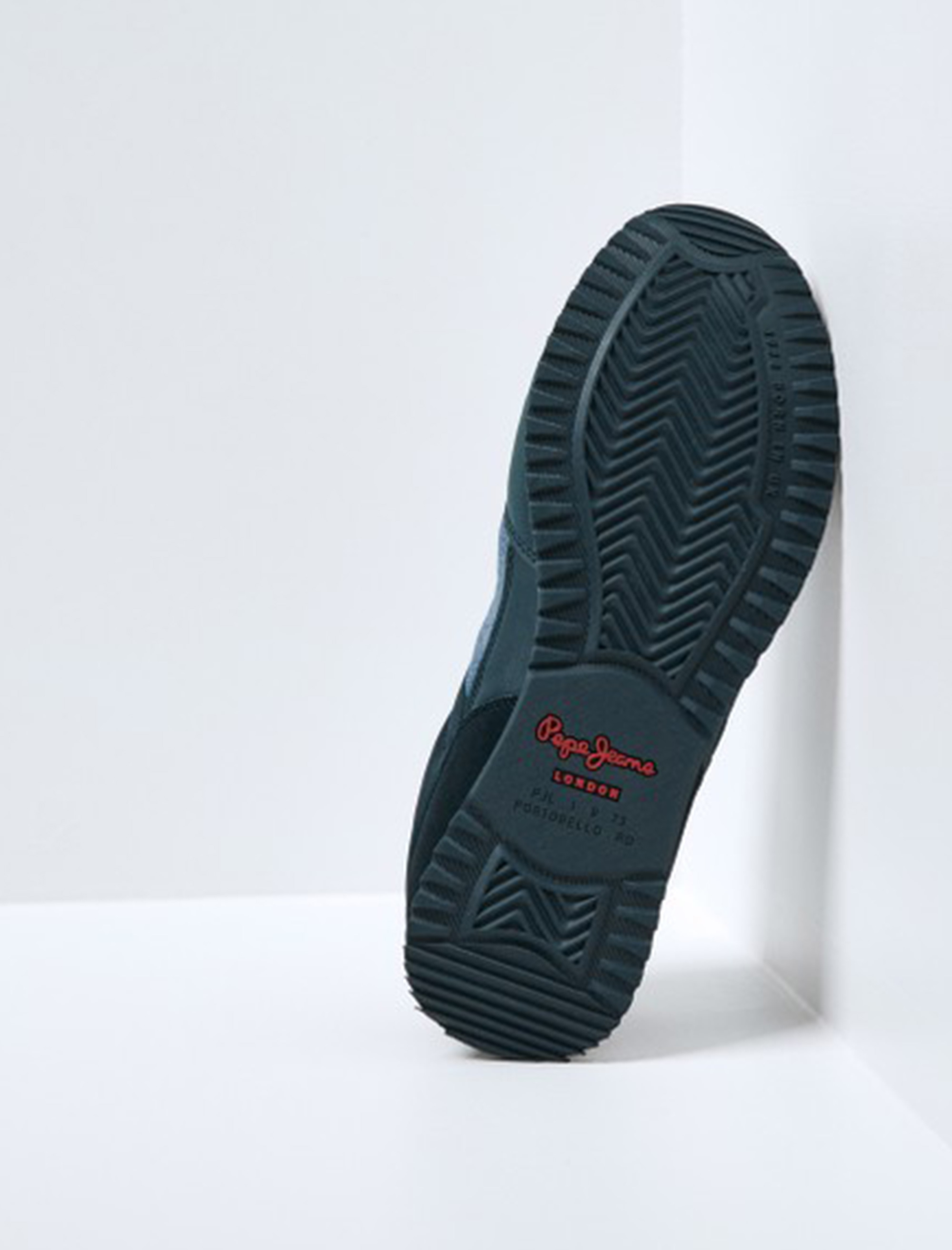 کفش اسنیکر مردانه