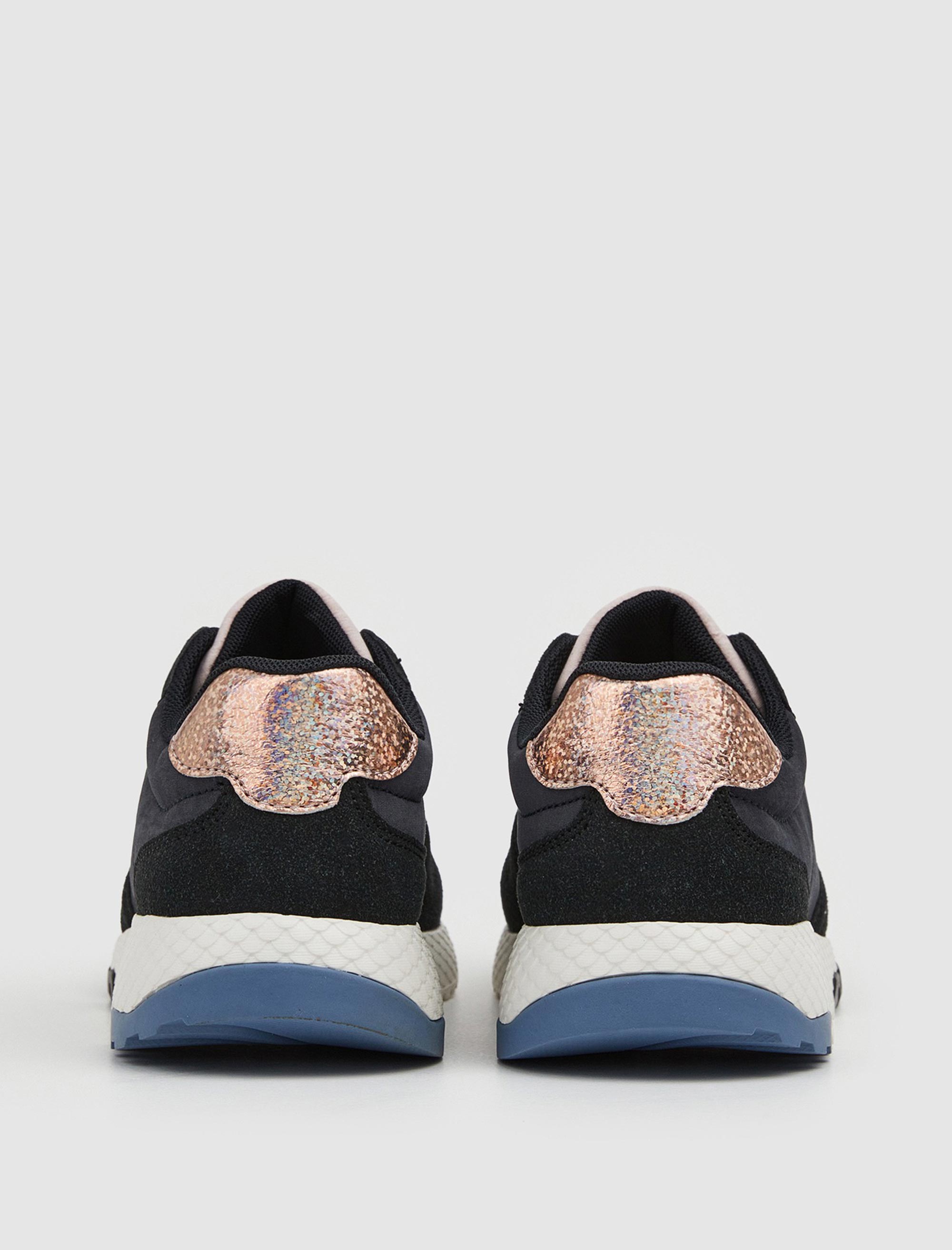 کفش اسنیکر زنانه