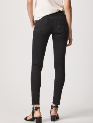 شلوار جین زنانه