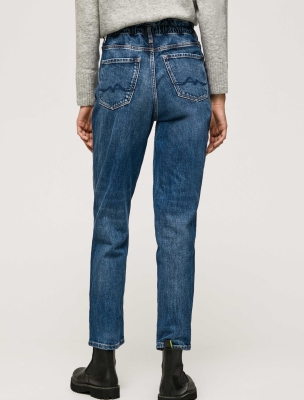 شلوار جین زنانه