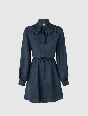 پیراهن زنانه