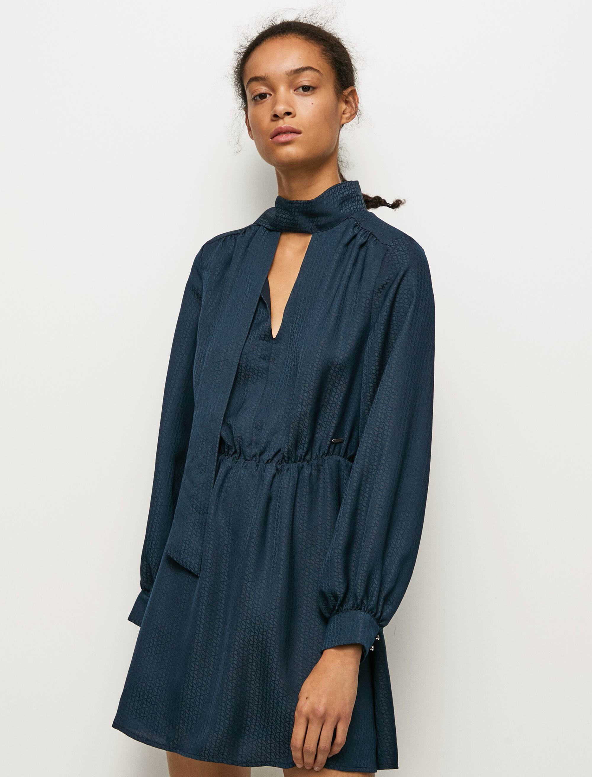 پیراهن زنانه